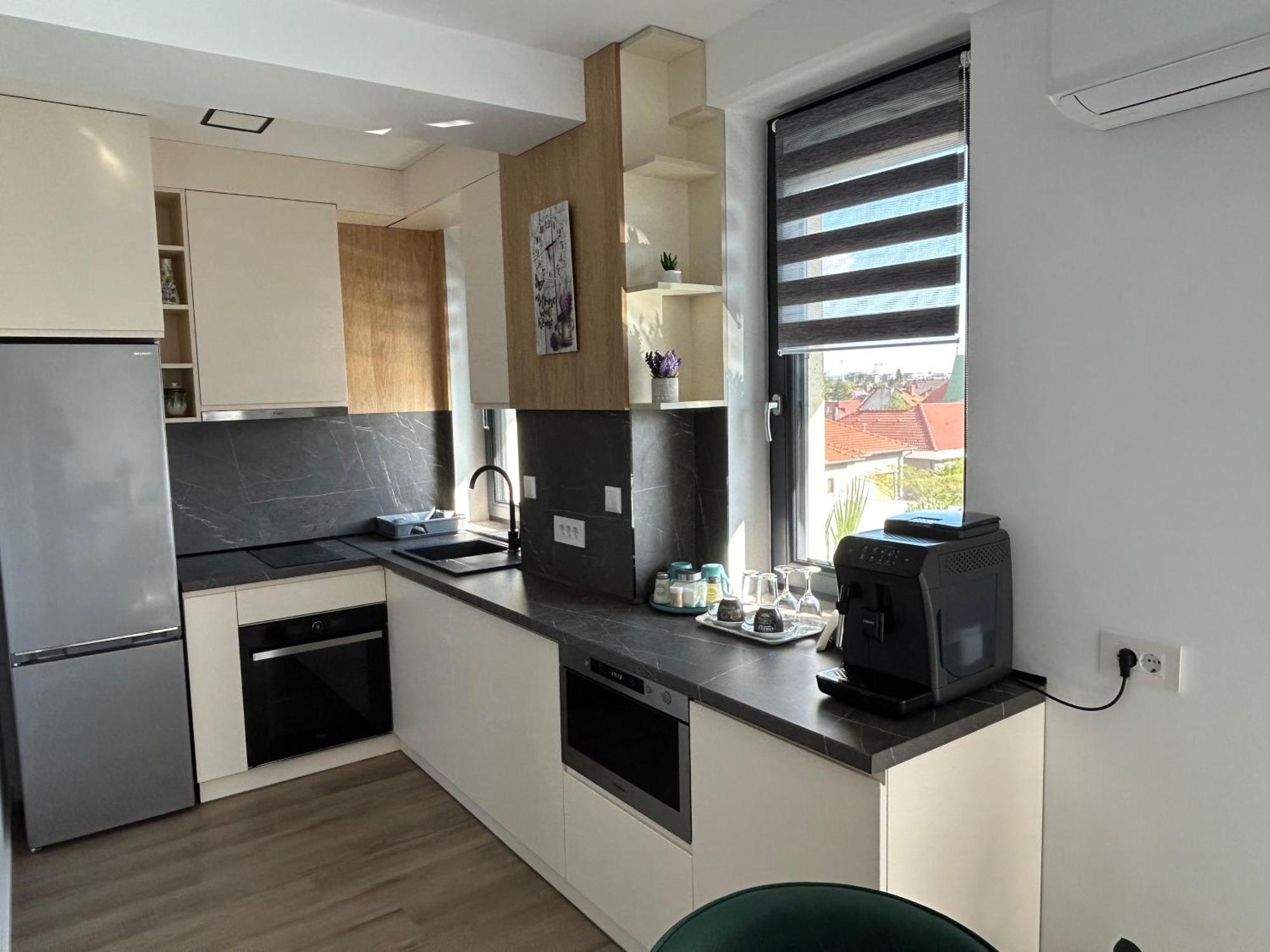 Coquette Studio Central Oradea Luaran gambar